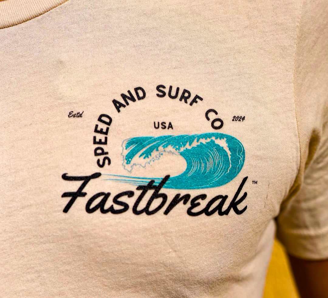 Fastbreak™ Men's Essential Wave Tee